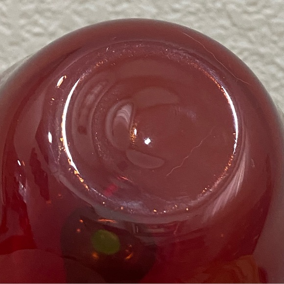 Vintage Handblown 4.5” Red Apple Art Glass Fruit Decor - Picture 7 of 7